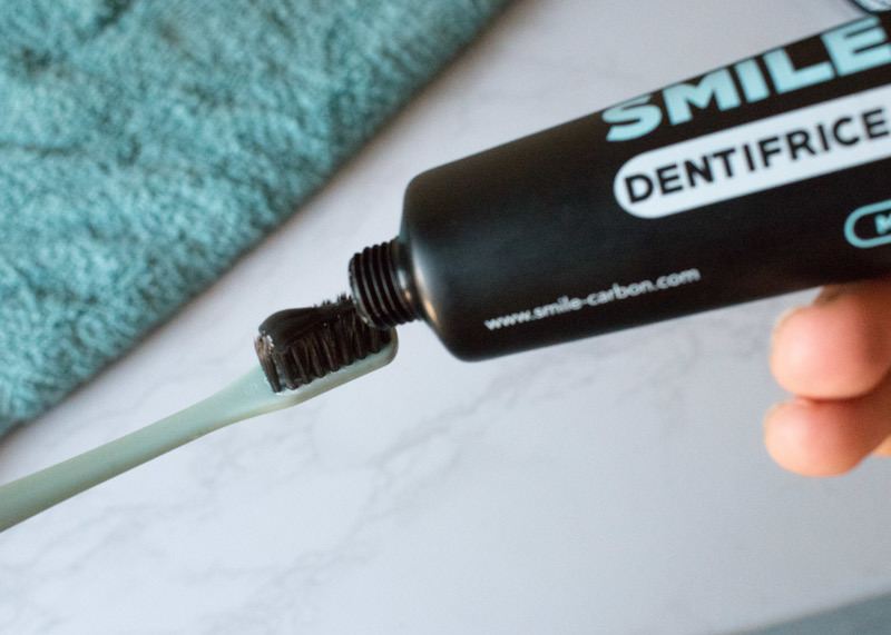 dentifrice au charbon smile carbon