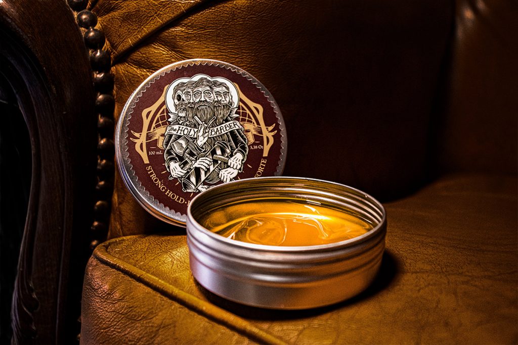 Cire coiffante Strong Hold by The Holy Barber 7 cire cheveux strong hold holy barber 5