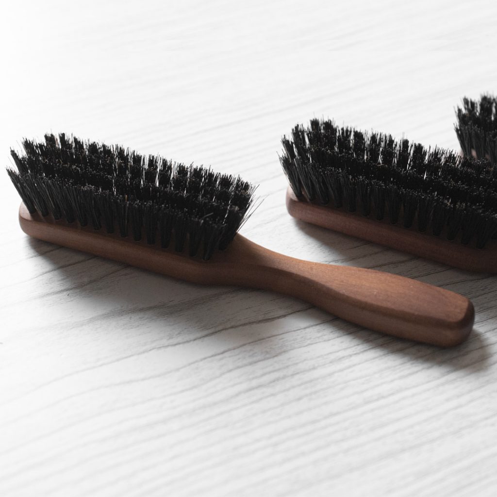 Brosse à barbe en poils de sanglier