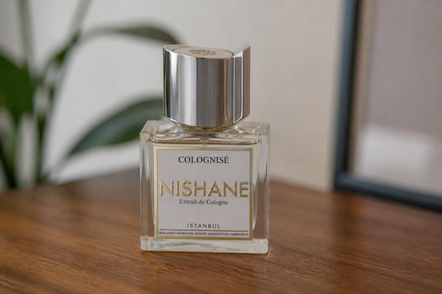 Les meilleurs parfums aux notes d’agrumes pour homme 3 Colognisé de Nishane : l'originalité turque qui change un peu