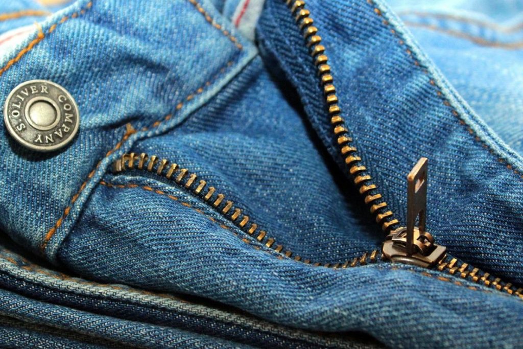 Jean pour homme = evasé, regular, bootcut...
