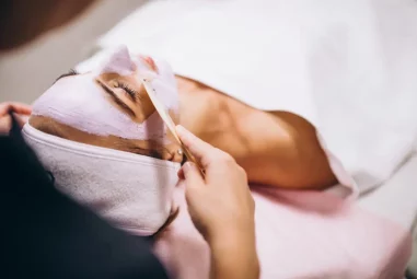 Logiciel de caisse institut de beauté : 5 critères essentiels pour bien choisir en 2026