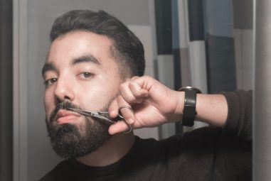 Les ciseaux à barbe, l’outil indispensable pour tailler barbe et moustache ?