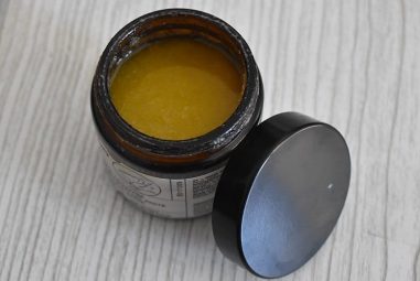 Le gommage pour la barbe, pourquoi vous devriez l&rsquo;utiliser ?