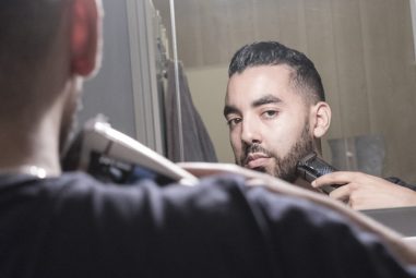 Philips BT7220/15, la tondeuse qui aspire et qui assure !